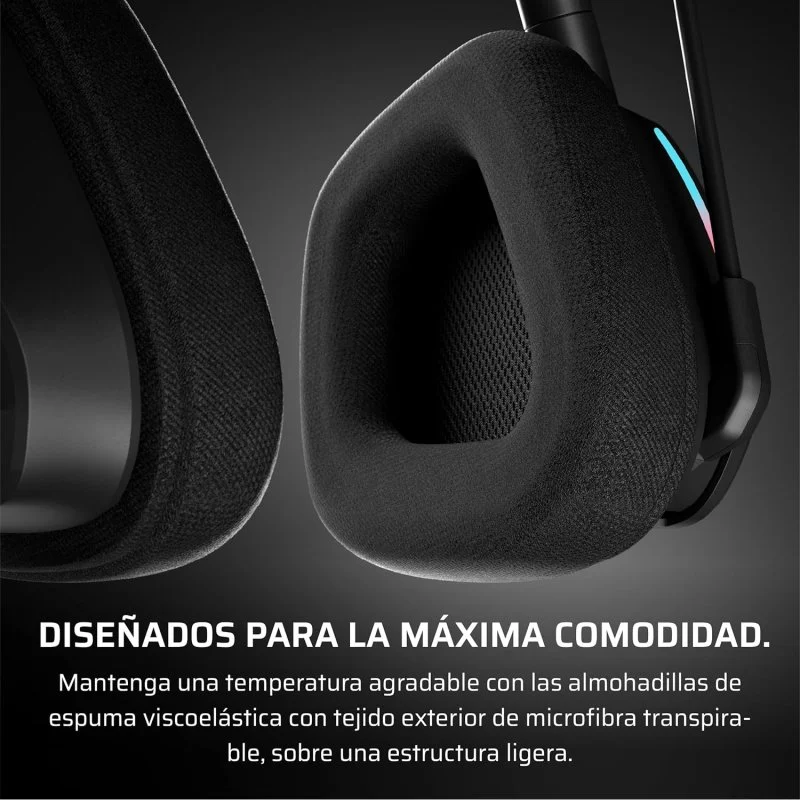Auriculares gaming negros, primer plano. Enfoque en almohadillas suaves. Texto: Diseñado para la máxima comodidad.