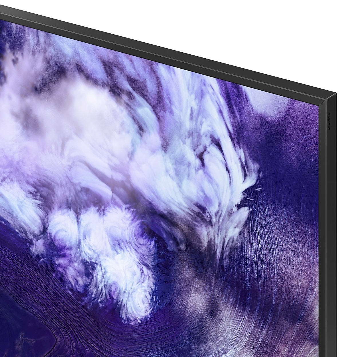 Zbliżenie na ekran telewizora, pokazujące rozmyty fioletowo-biały wzór.