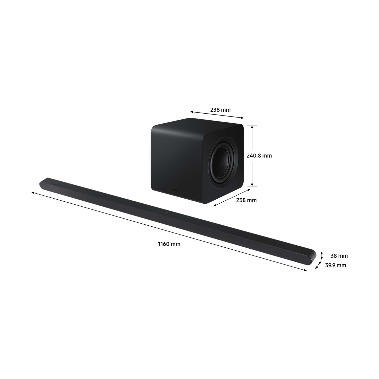 Soundbar nera, lunga 1160 mm, e un subwoofer a cubo di 238 mm. Le dimensioni sono indicate.