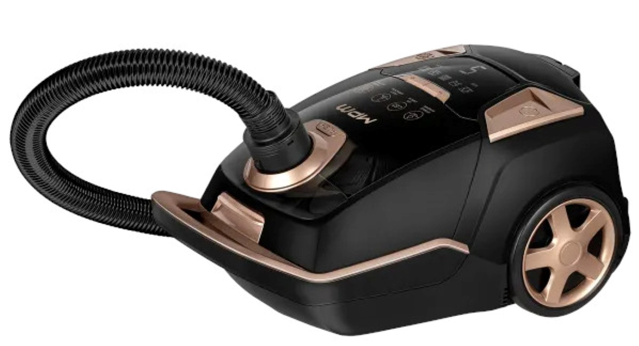 Czarny odkurzacz ze złotymi detalami, widok z boku, na białym tle.