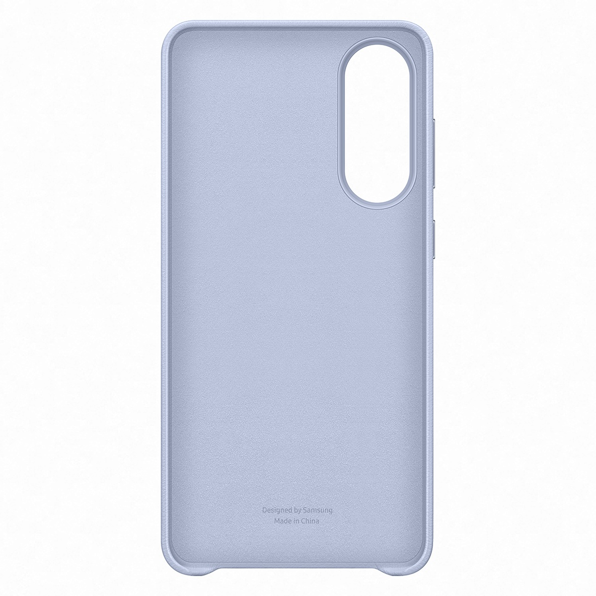 Açık mavi telefon kılıfı. Kılıfın altında "Designed by Samsung Made in China" yazıyor.