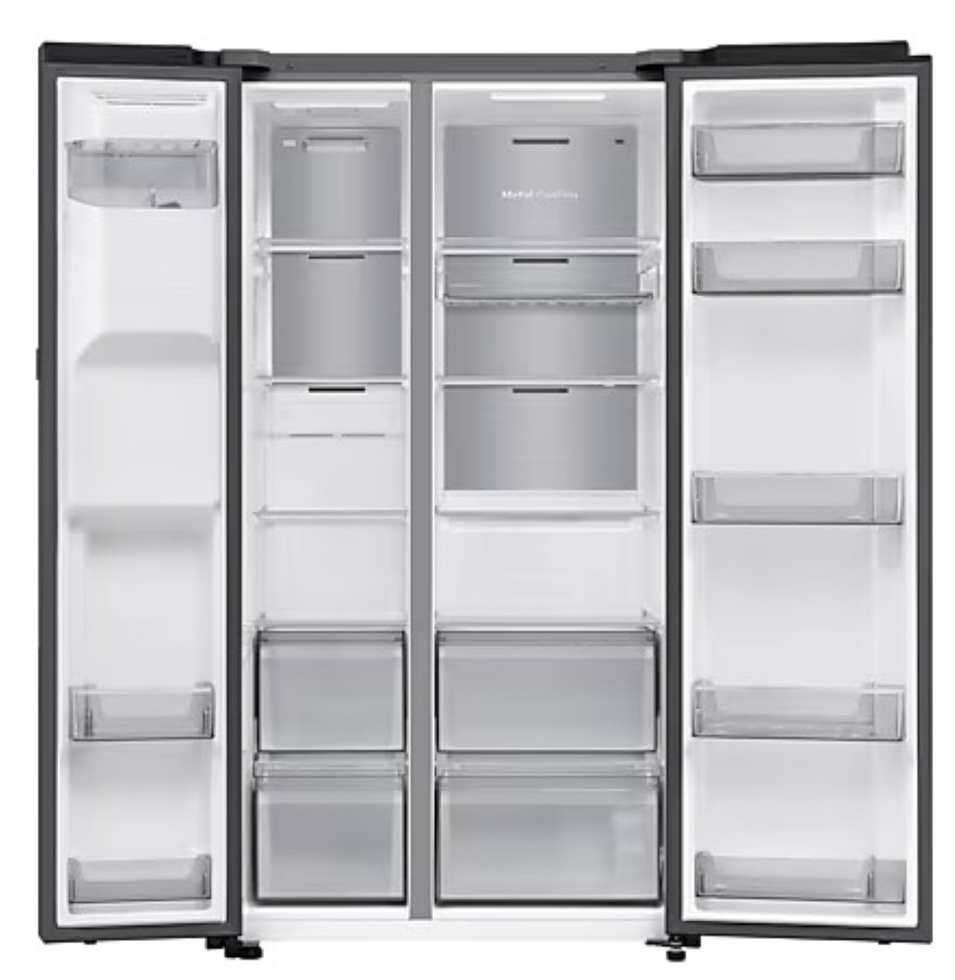 Widok wnętrza lodówki typu side-by-side z wieloma półkami, szufladami i przezroczystymi plastikowymi pojemnikami.