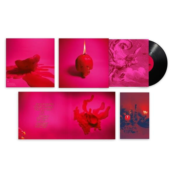Albumhoes met kaarsenafbeeldingen, roze tinten en een vinylplaat. Bevat binnenhoezen met tekst en meer kaarskunst.