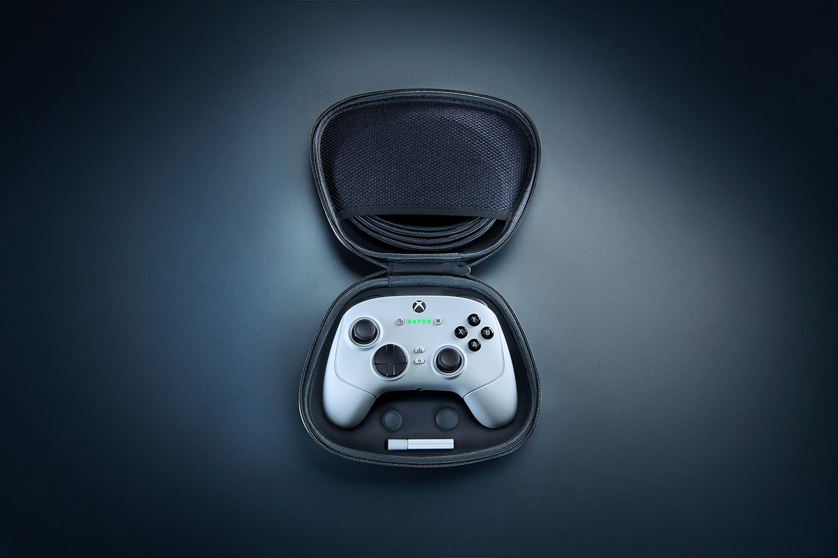 Kontroler bezprzewodowy RAZER Wolverine V3 Pro do Xbox Series/PC