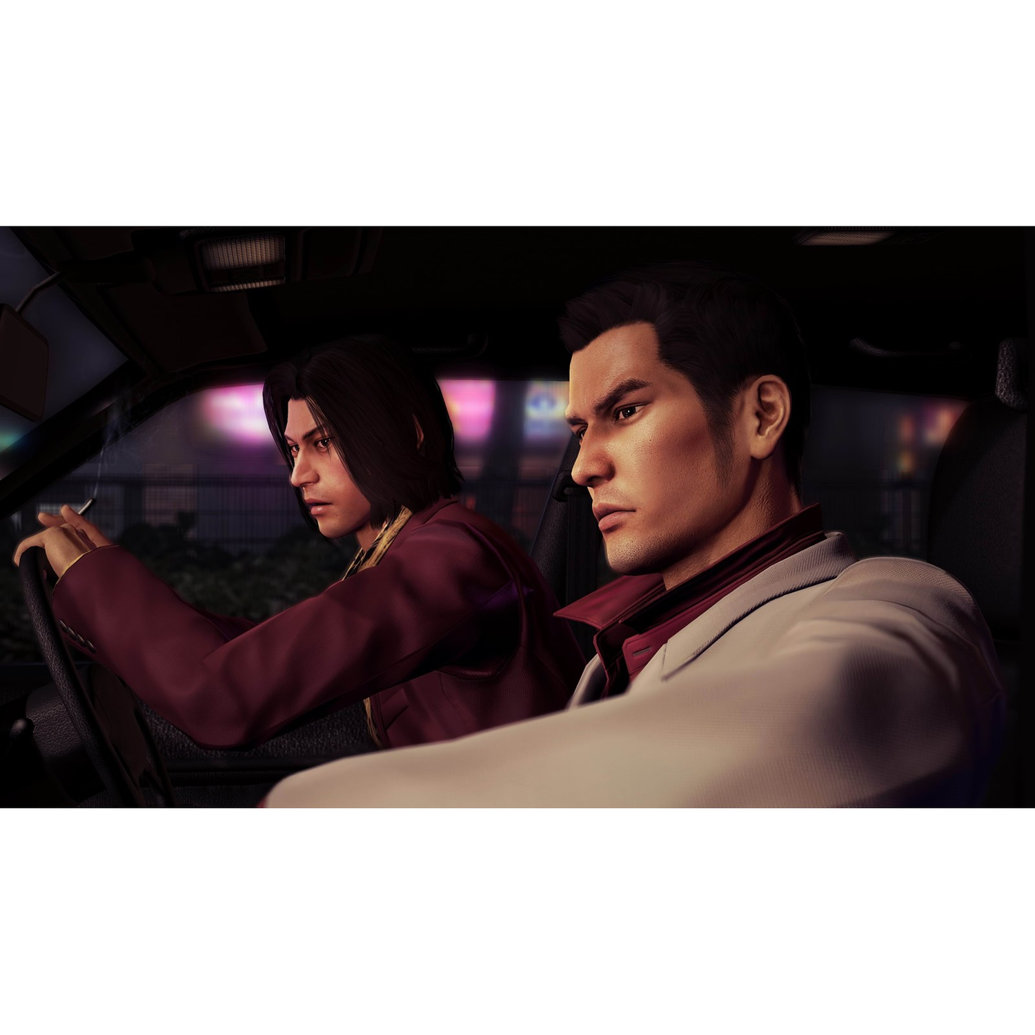 Twee mannen in een auto, 's nachts rijden, stadslichten, game scene, een rijdt.
