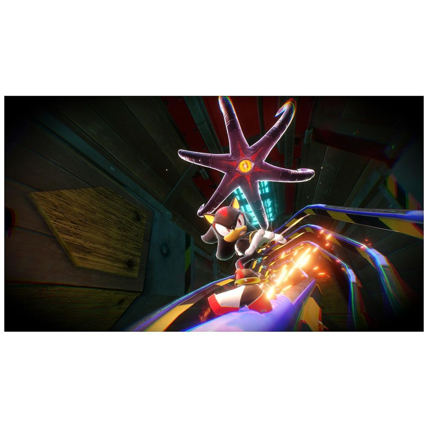 Sonic en Shadow in een futuristische tunnel, vechten tegen een gigantisch zeester-achtig wezen, vonken vliegen.