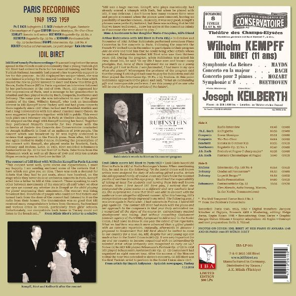 Eine Seite mit Text, Fotos und einem Schwarz-Weiß-Foto einer Frau, die Klavier spielt.