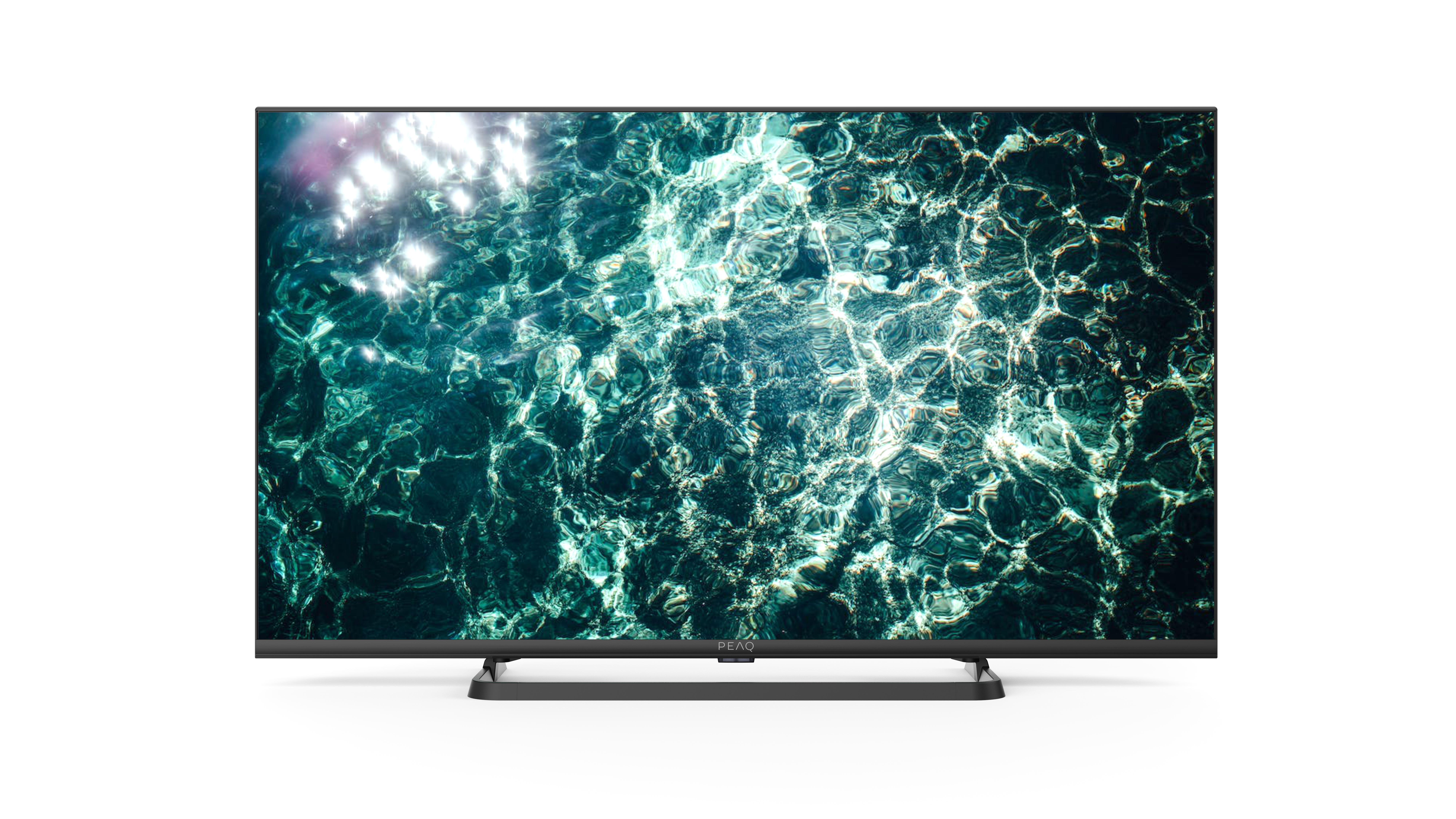 TV zeigt Wasserszene, schwarzer Rahmen, schwarzer Ständer.