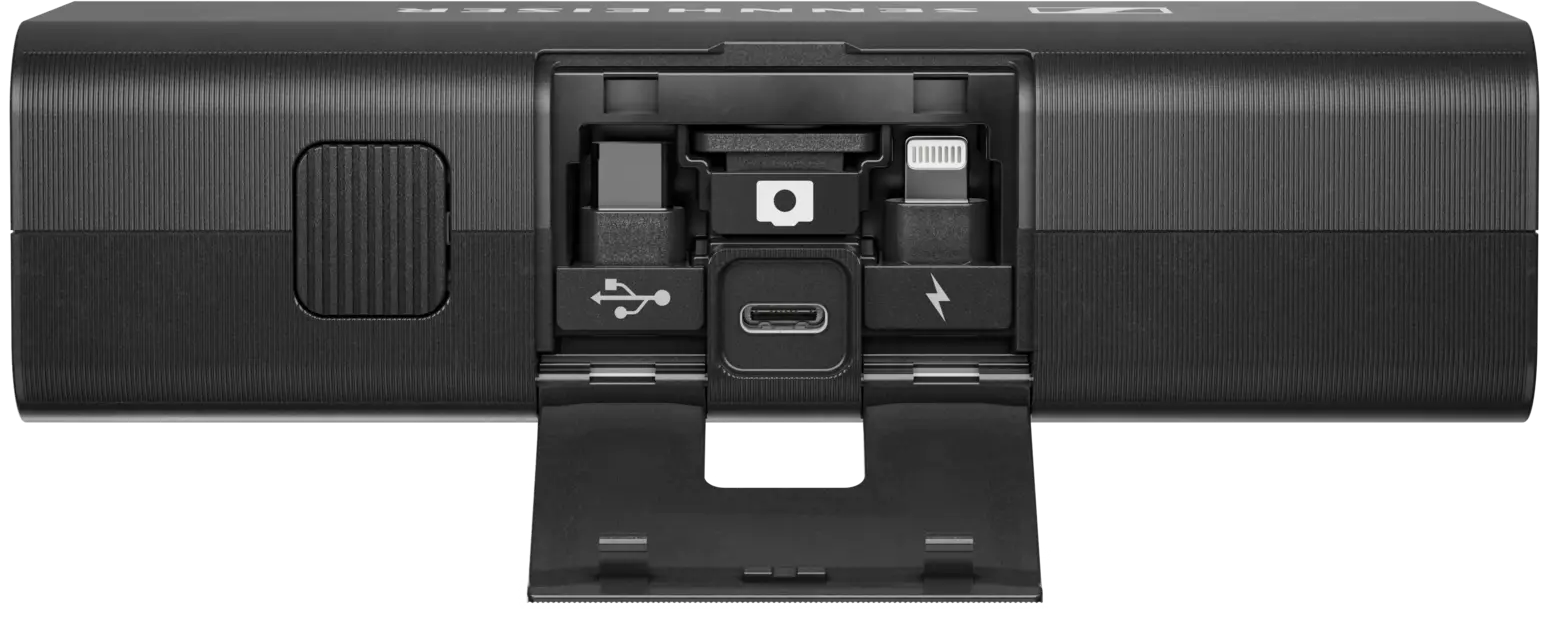Fekete eszköz nyitott rekesszel, amely USB, USB-C és Lightning csatlakozókat mutat.