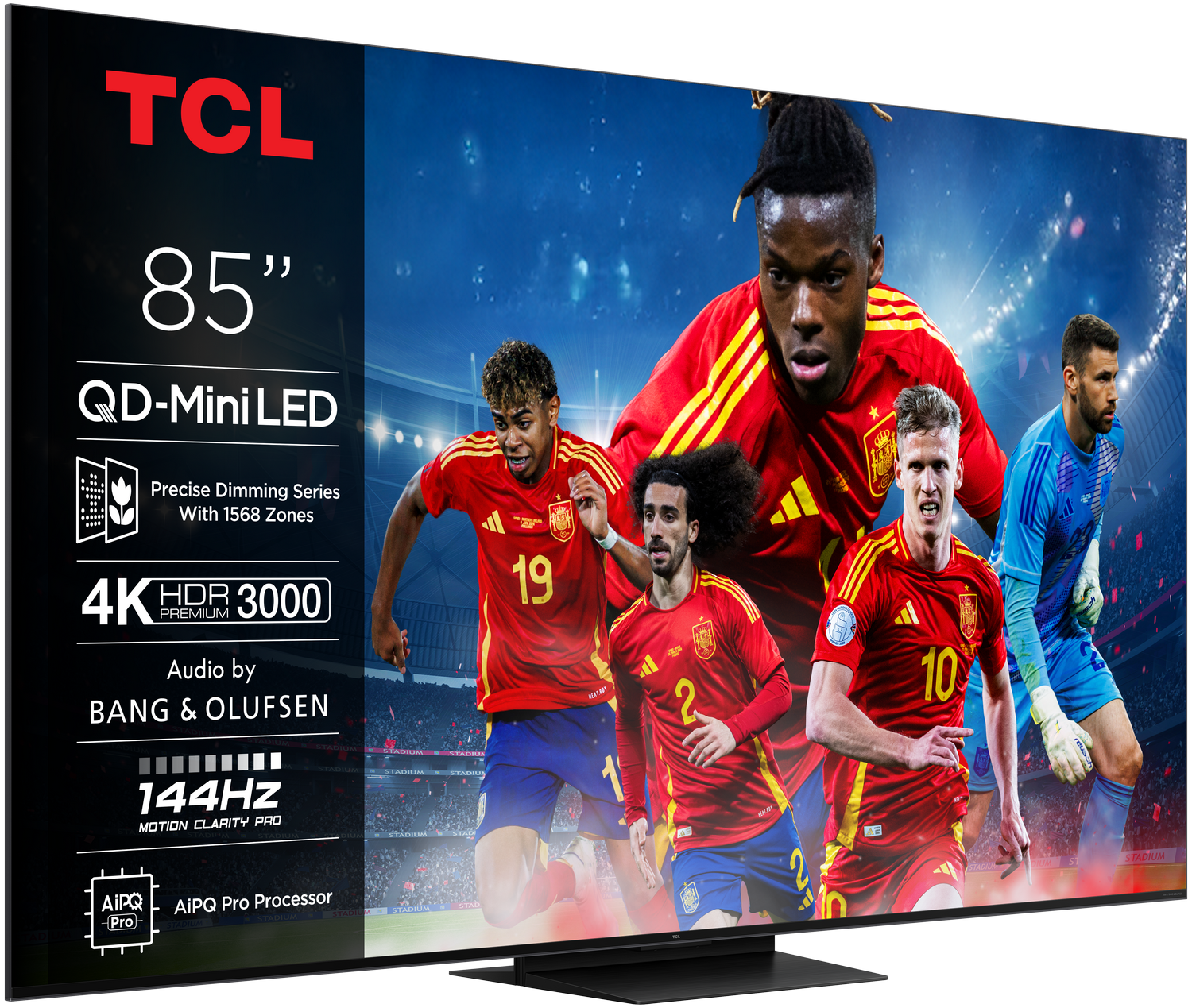 TV TCL 85" mostrando futbolistas en rojo. Características: QD-Mini LED, 4K HDR 3000.