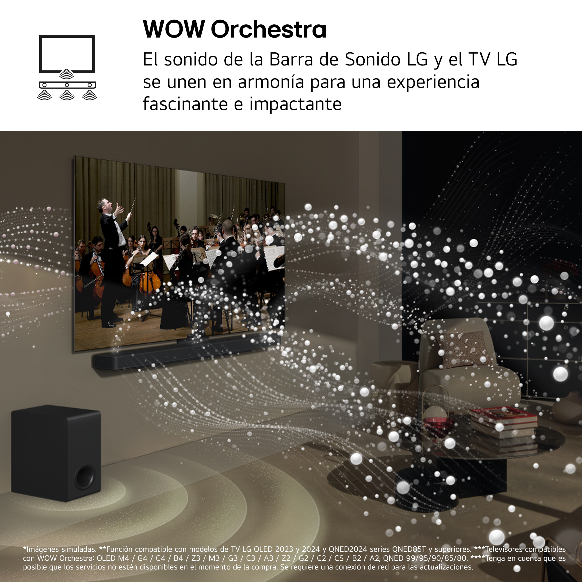 Una sala de estar con TV, barra de sonido y subwoofer. Un grupo de personas en el fondo.