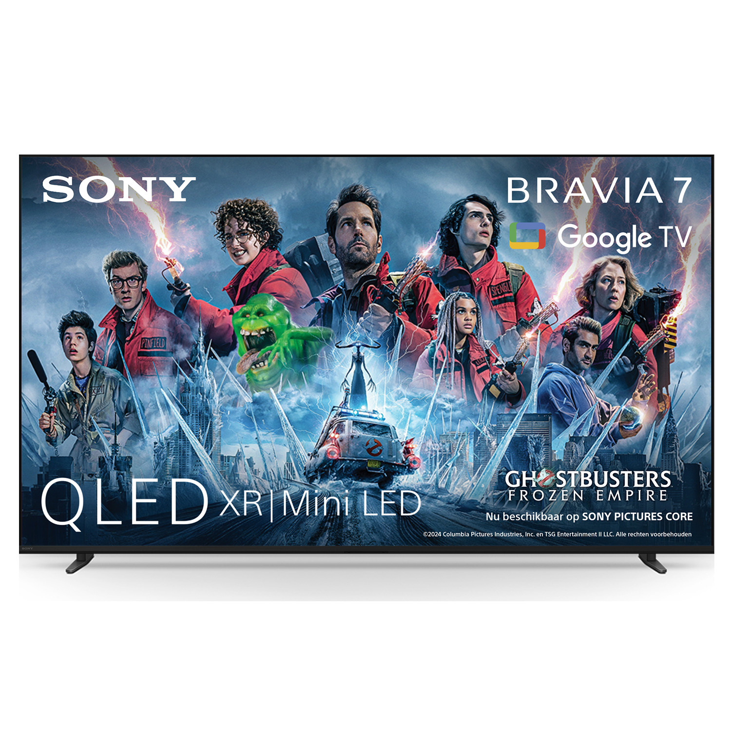 Een televisie toont Ghostbusters, een filmposter. De tv staat op een standaard. De achtergrond is zwart.