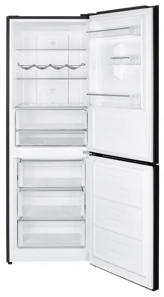 Otwarta czarna lodówka z szufladami i półkami, w środku pusta.