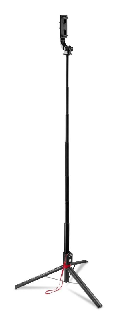 Czarny statyw z mocowaniem kamery na górze. Ma trzy nogi i czerwony pasek. Białe tło.