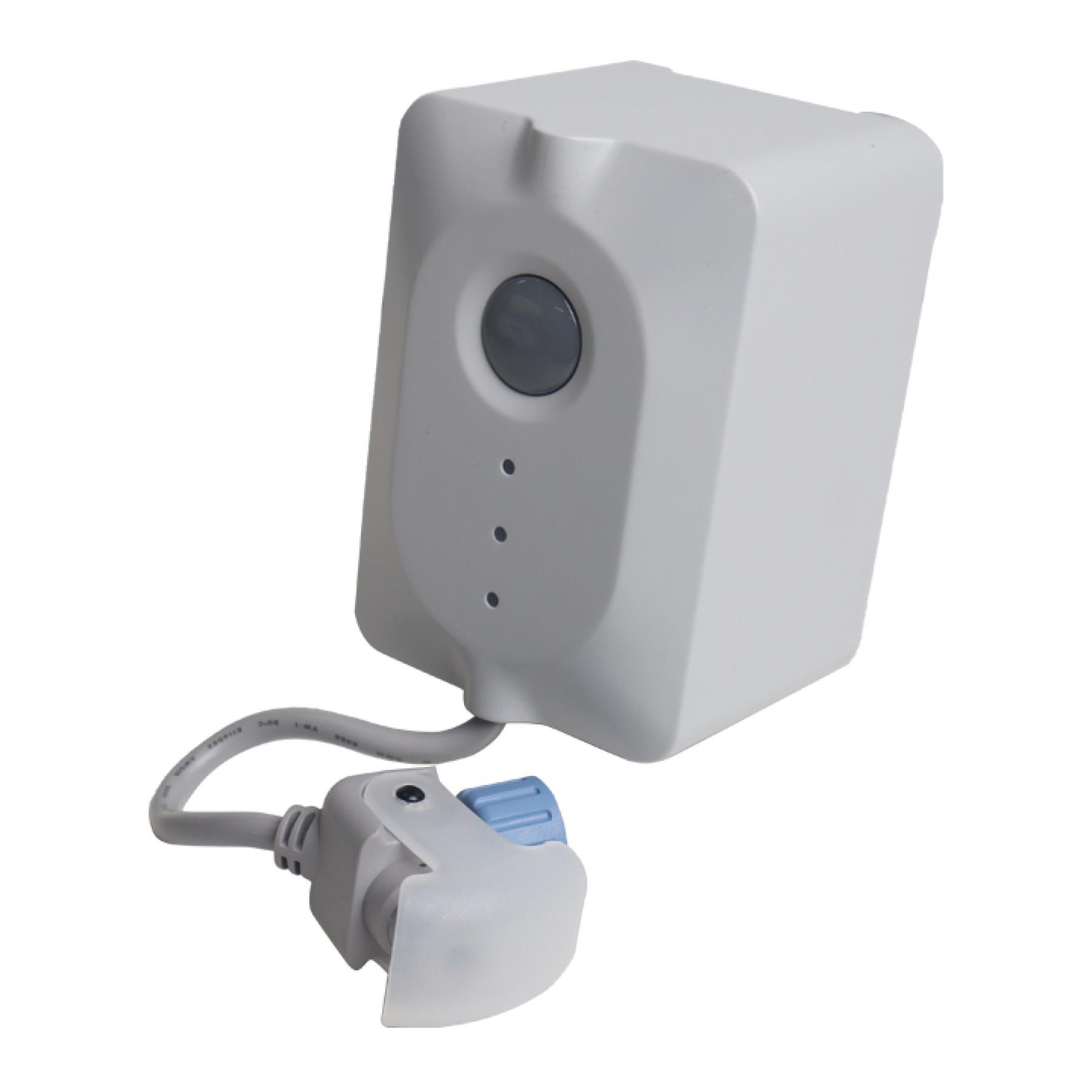Ein weißes Gerät mit Kabel und Stecker. Es hat einen Knopf und drei Kontrollleuchten.