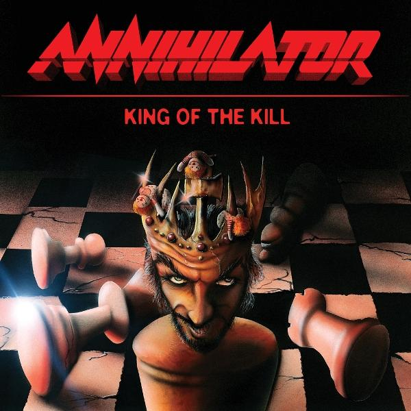 Albumcover mit einem Schachfigurengesicht, das eine Krone trägt. Der Titel lautet King of the Kill, roter Text auf Schwarz.