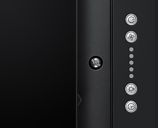 Zbliżenie czarnego panelu sterowania z przyciskami dotykowymi i światłami.