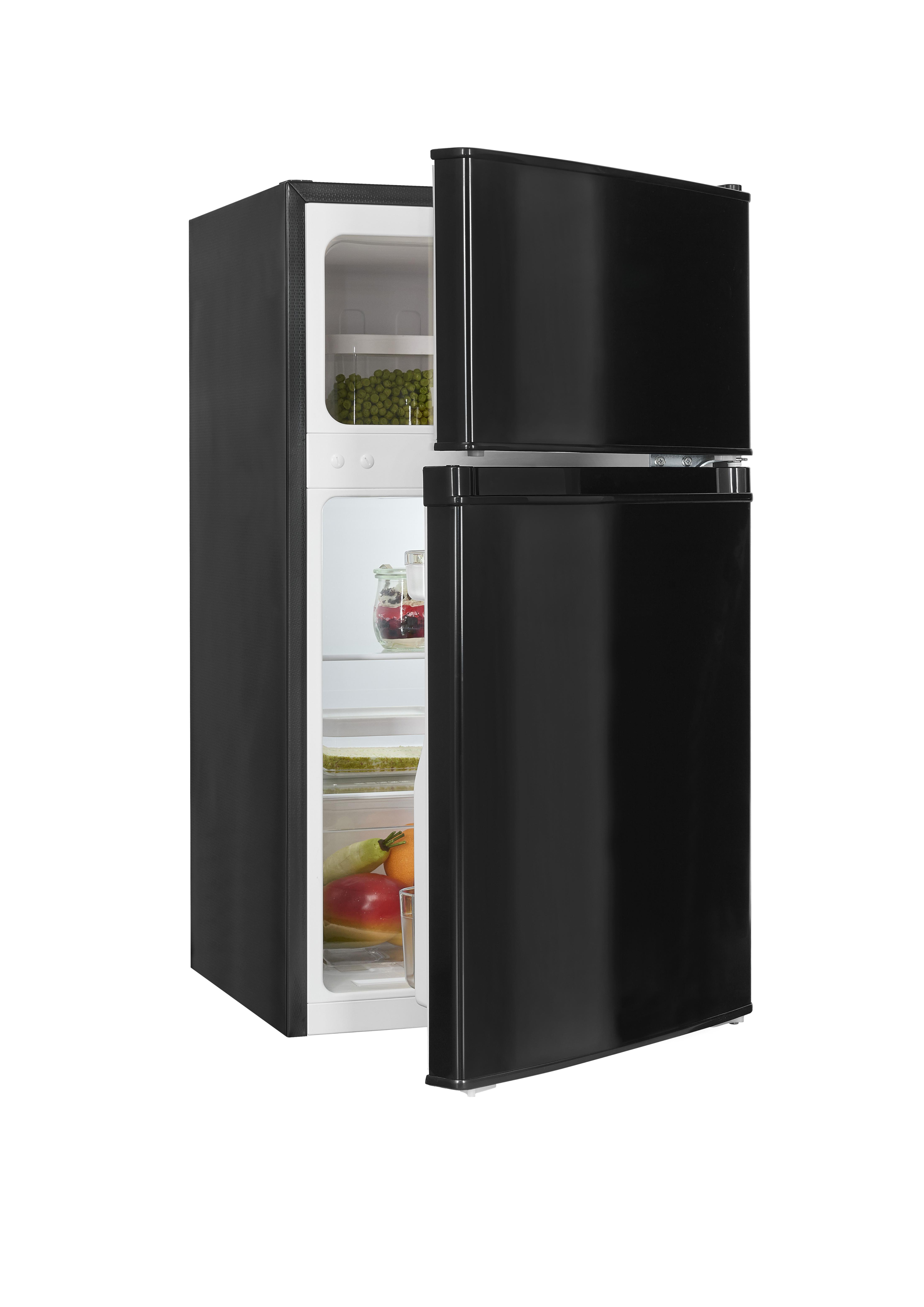 Schwarzer Kühlschrank mit offenen Türen, die Regale zeigen. Lebensmittel sind sichtbar.
