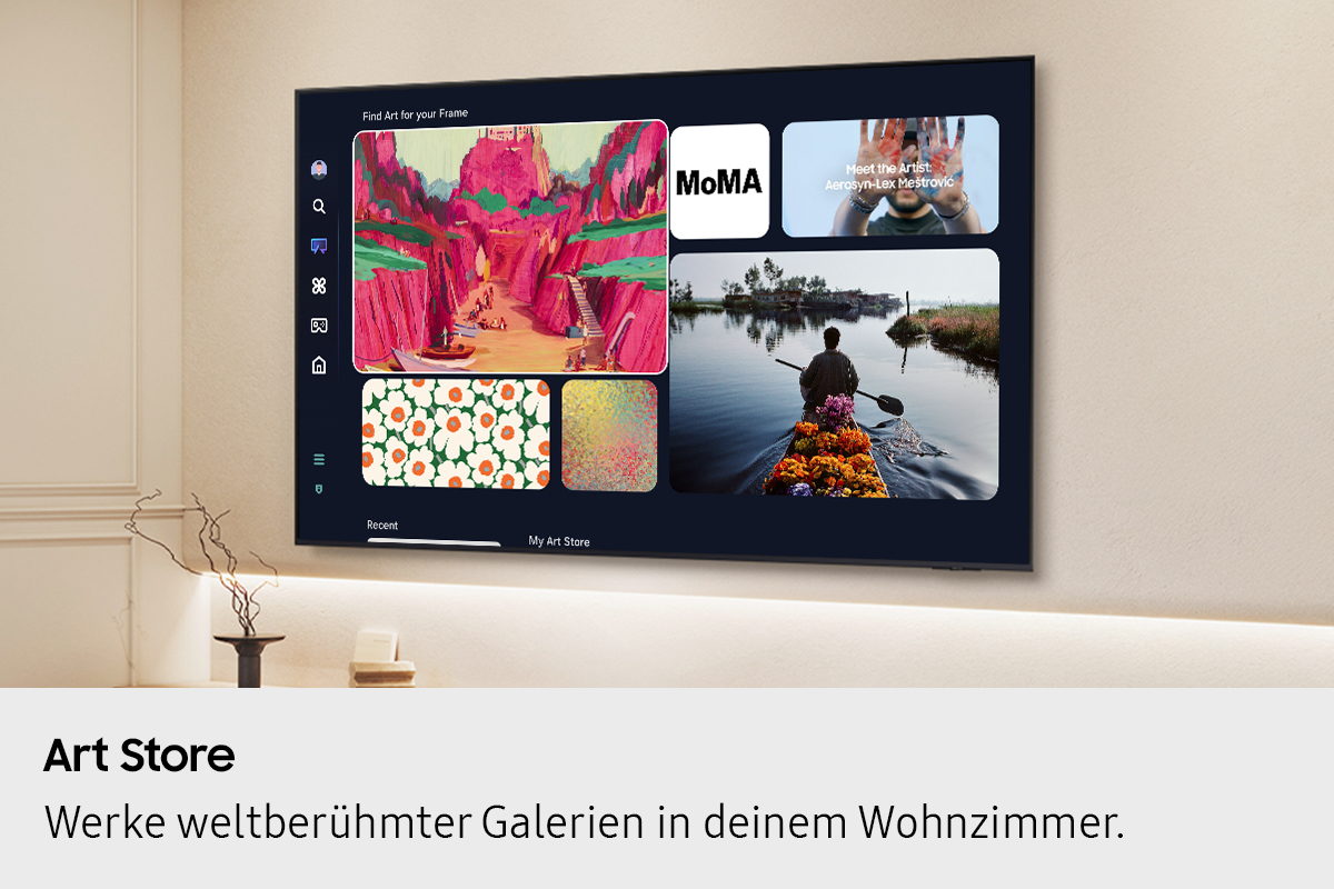 TV che mostra arte, con opere di gallerie, in un salotto.