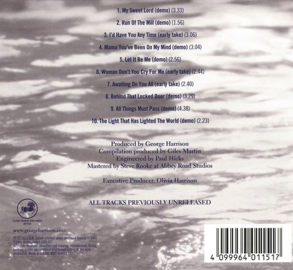 Dos de CD avec titres de chansons et crédits, avec une image de ciel nuageux et un logo de cheval sombre.