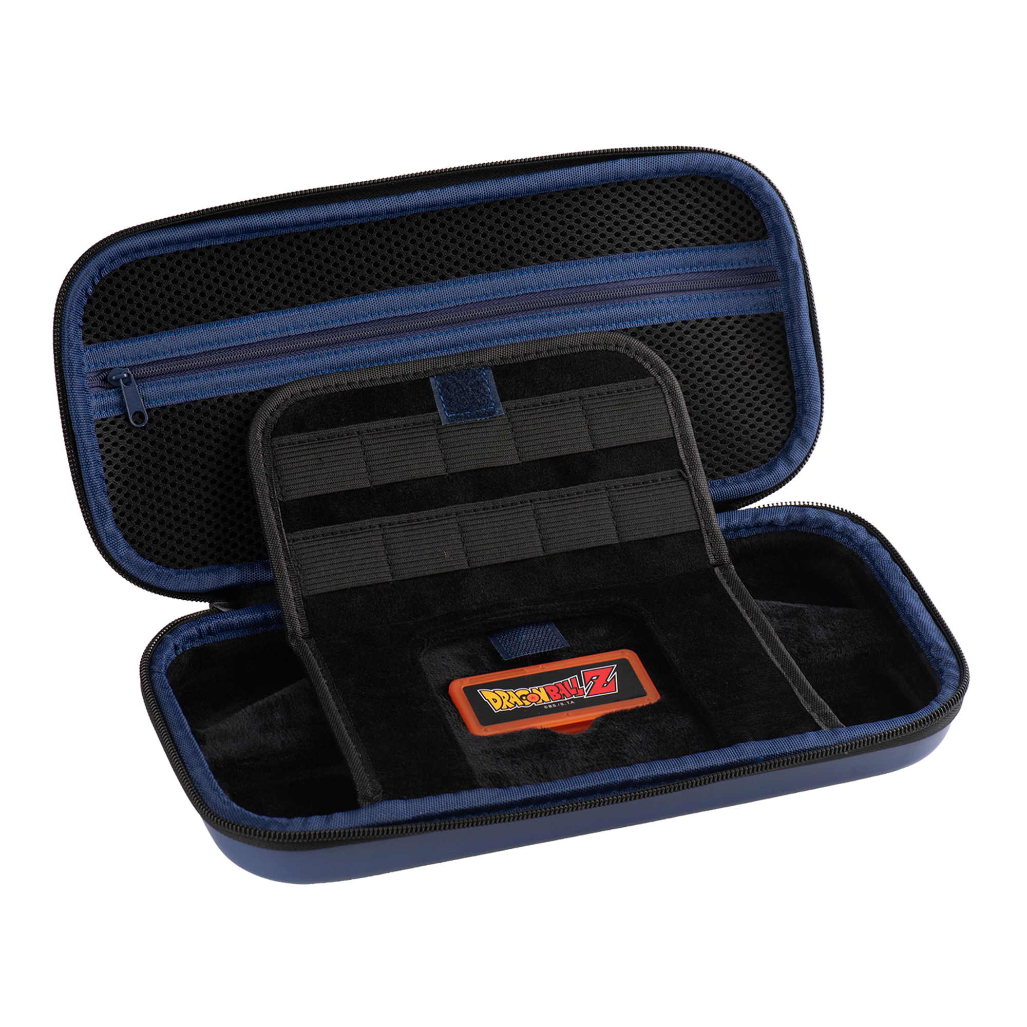 Geöffnete blaue und schwarze Switch-Hülle, schwarze Innenseite. Eine orangefarbene Hülle mit Dragon Ball Z-Logo innen.