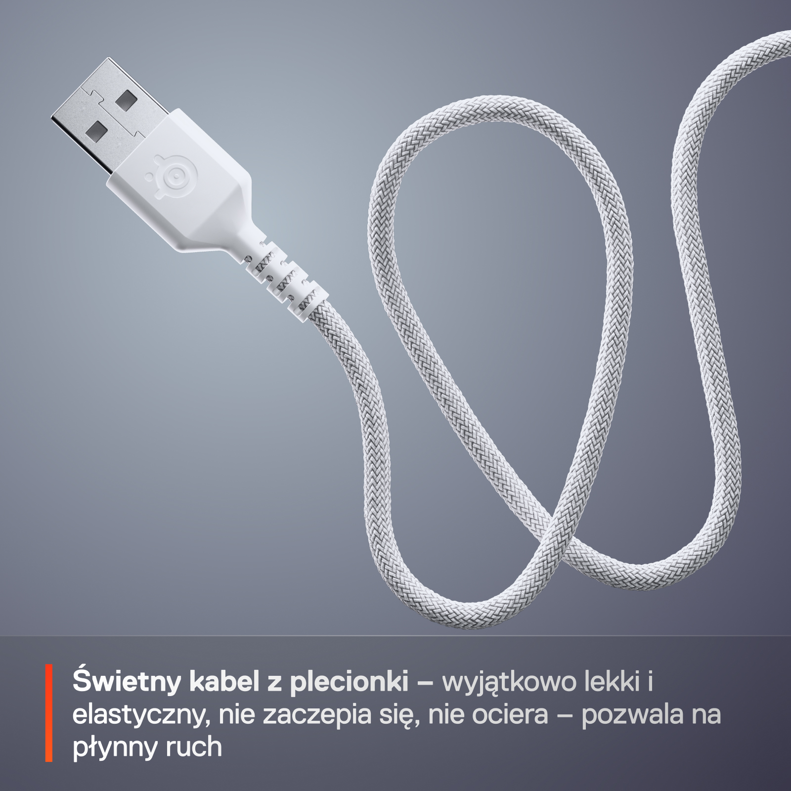 Biały kabel USB z plecionym wzorem, pod kątem, na szarym tle.