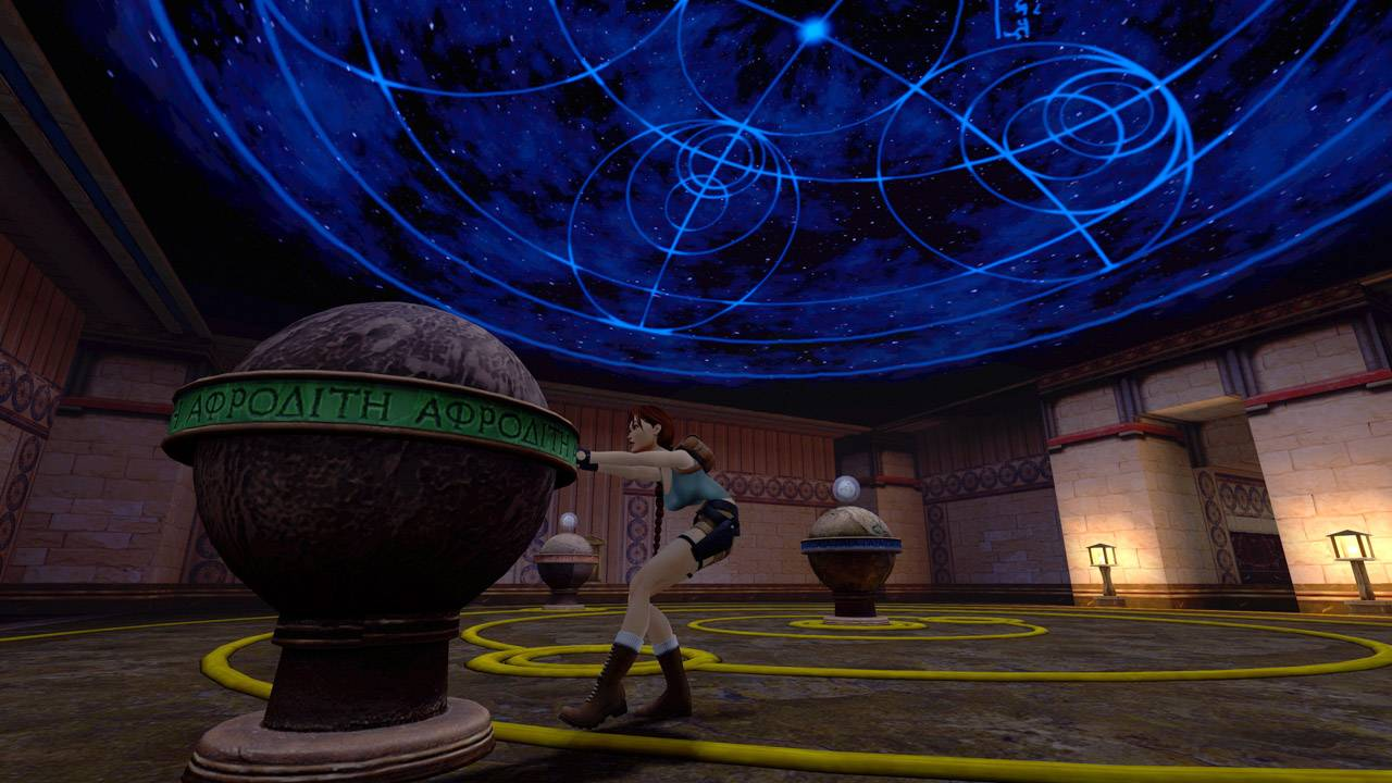 Lara Croft en una habitación con techo estrellado, interactuando con un orbe.