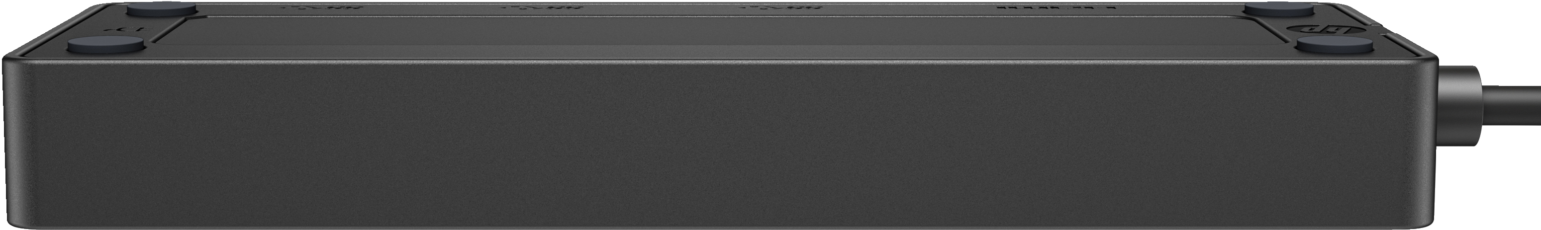 Schwarzer Hub mit Anschlüssen, Seitenansicht. Schwarze Basis mit Gummifüßen. Weißer Hintergrund.