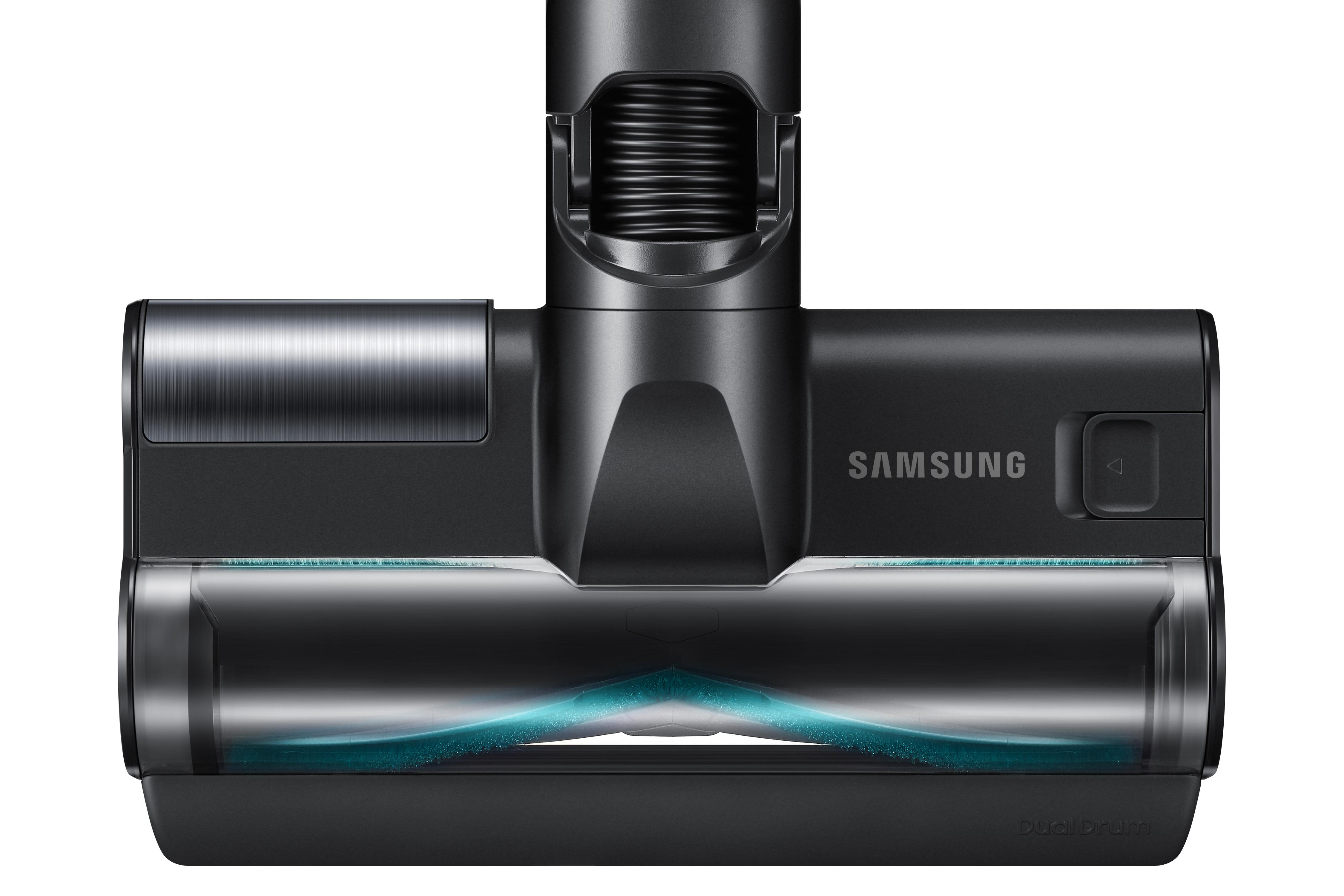 Nahaufnahme des schwarzen Staubsaugerkopfes. Er hat eine Rolle und der Markenname Samsung ist sichtbar.