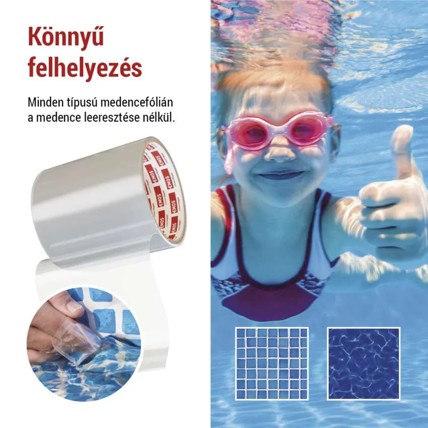 Egy gyerek a medencében szalaggal, egy szalagszalaggal a medence csempéjén.