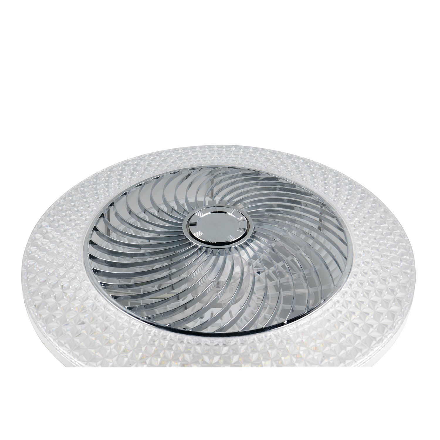 Ventilatore da soffitto con anello luminoso strutturato e pale a spirale, isolato su bianco.
