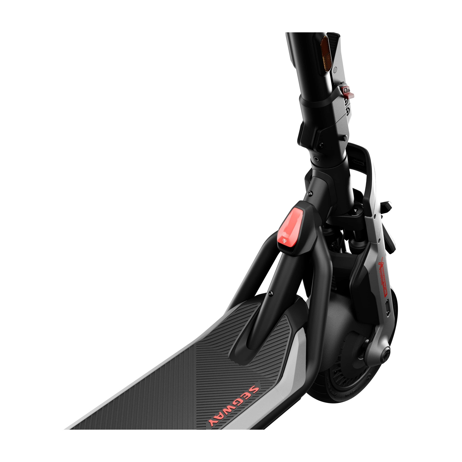 Primo piano della parte anteriore di uno scooter con luce freno rossa.