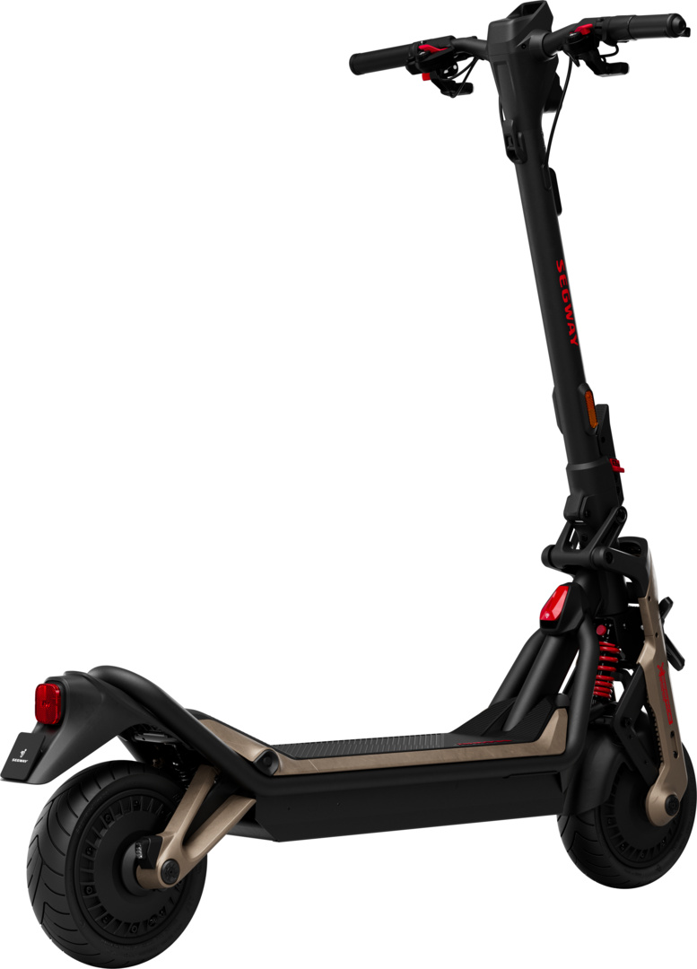 Trottinette électrique Segway noire et dorée. La trottinette est vue de côté sur fond blanc.