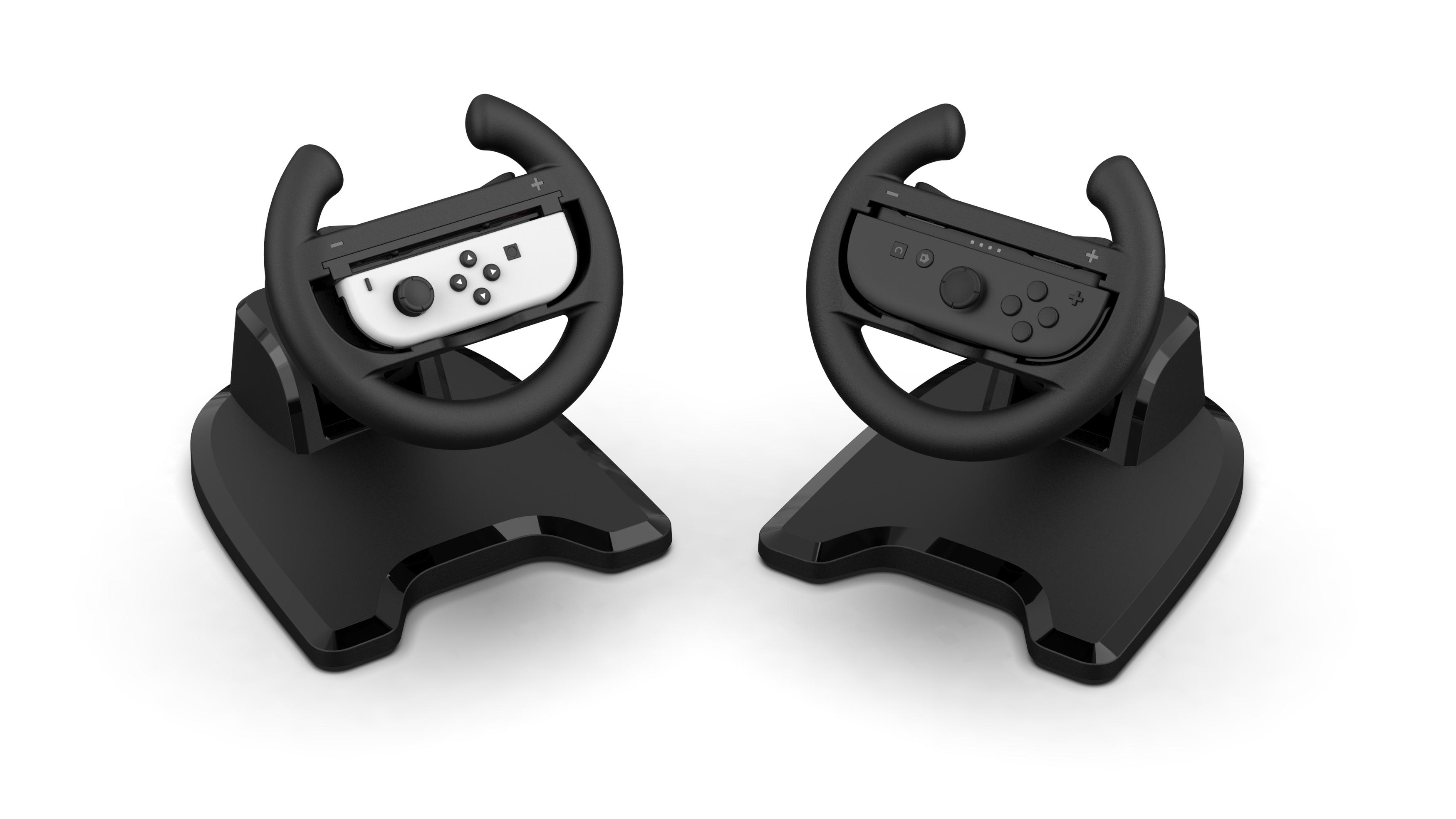 Zwei schwarze Lenkrad-Controller mit weißen und schwarzen Gamepads auf weißem Hintergrund.