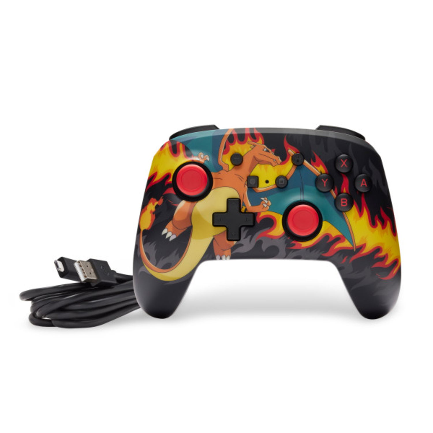 Zwarte controller met Charizard-ontwerp en een USB-kabel, witte achtergrond.