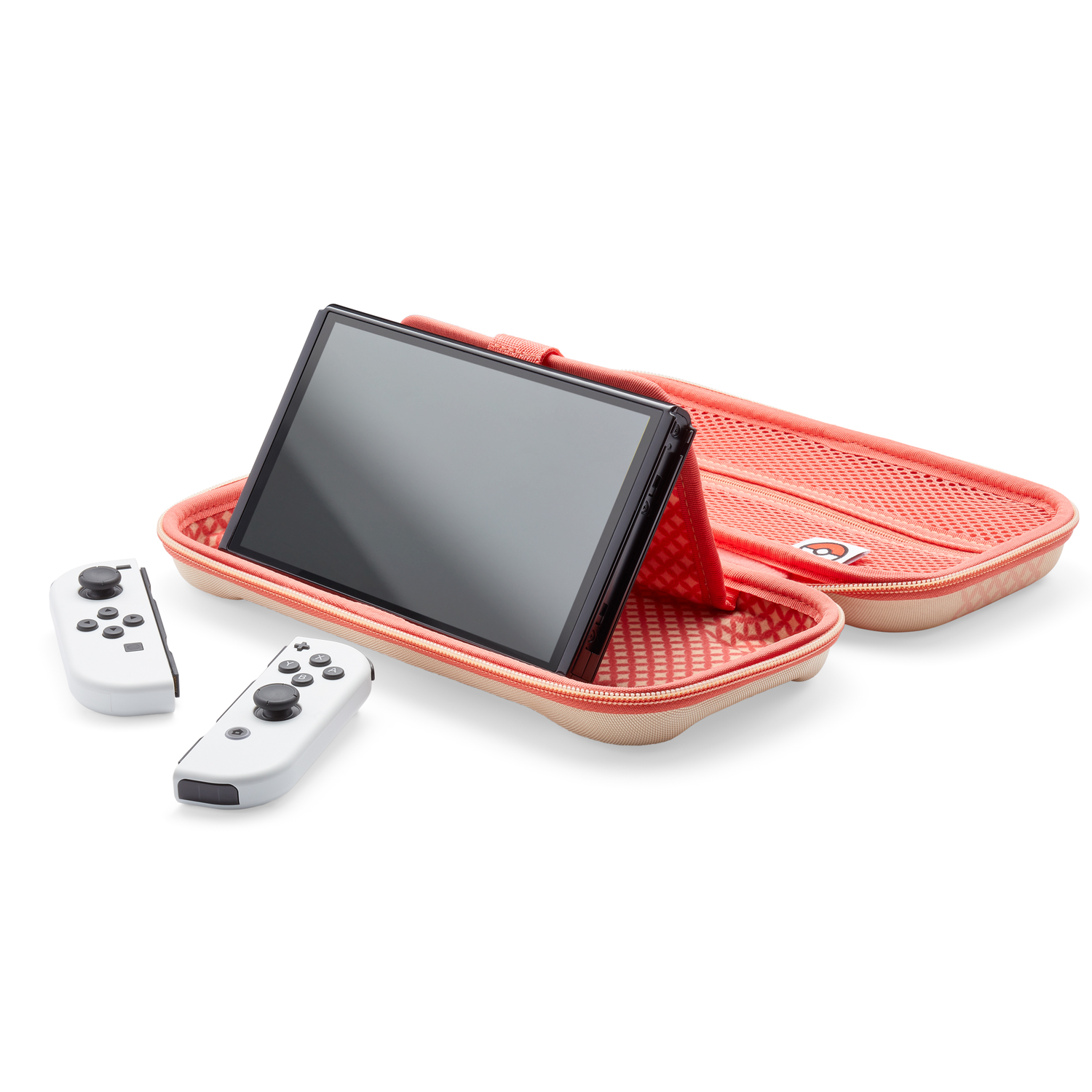 Switch case open, Switch console en controllers binnenin, en een case.