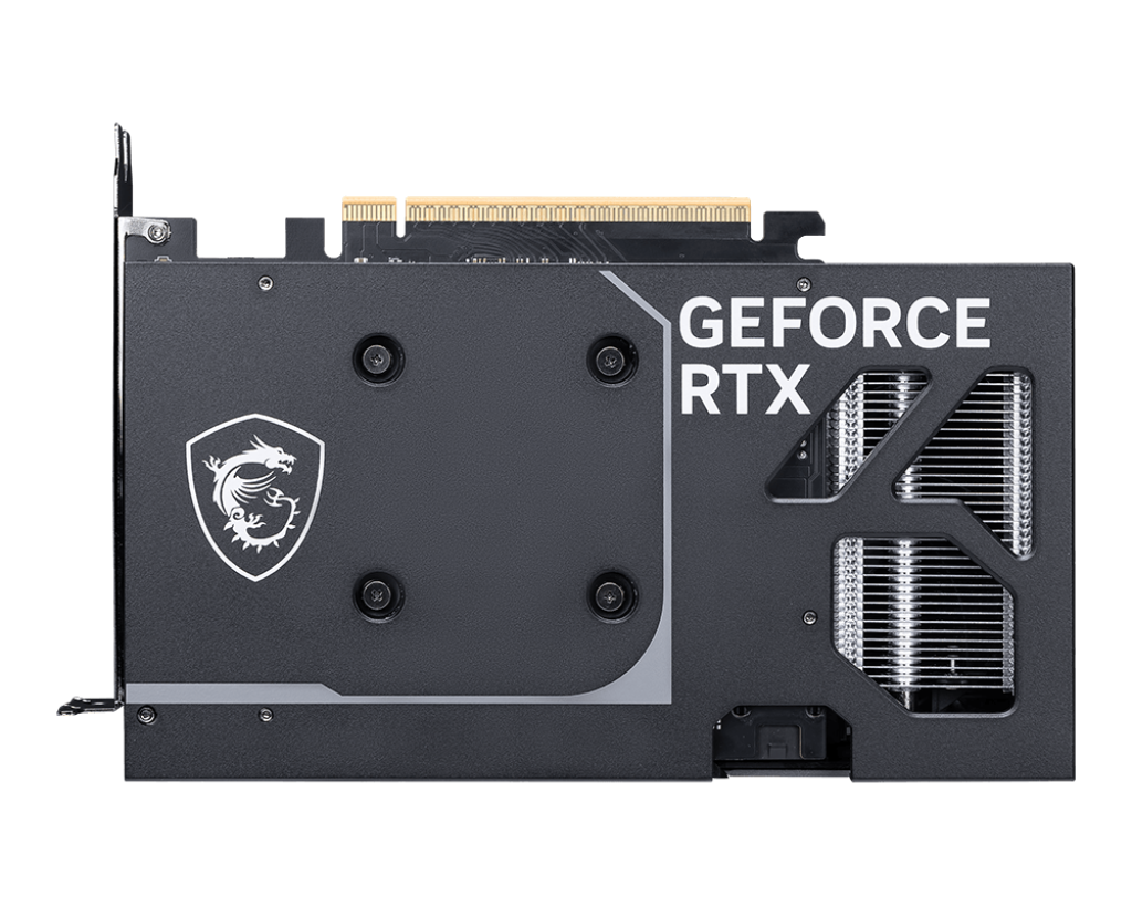 GeForce RTX logosu ve MSI logosu siyah bir yüzeyde bulunan bir grafik kartının arkası.