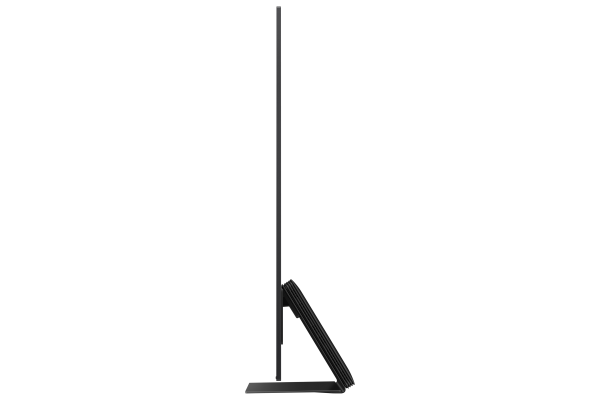 Siyah zemin üzerinde yandan görünen siyah, minimalist bir TV.