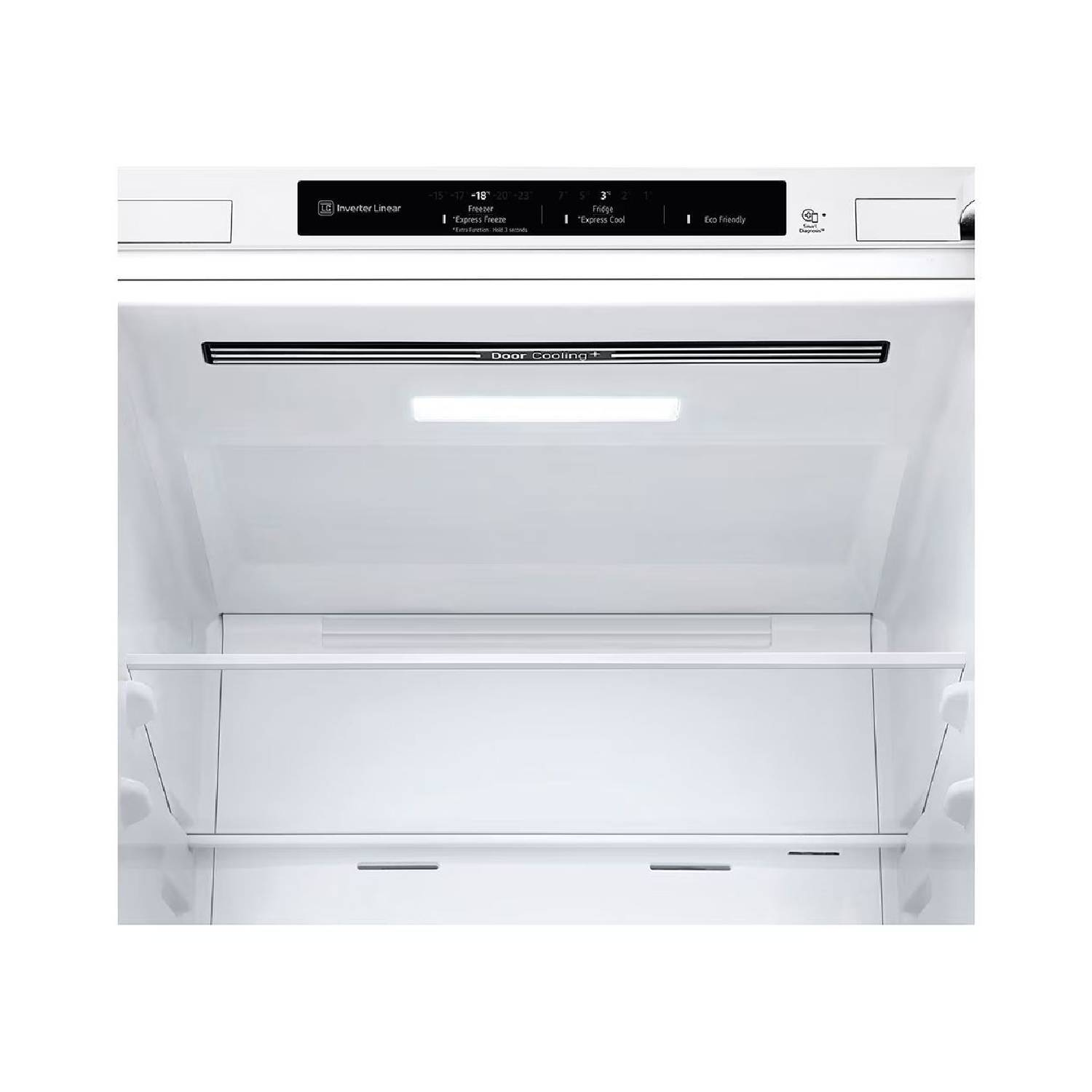 Binnenkant van een witte koelkast. LED-verlichting, planken en digitaal display.