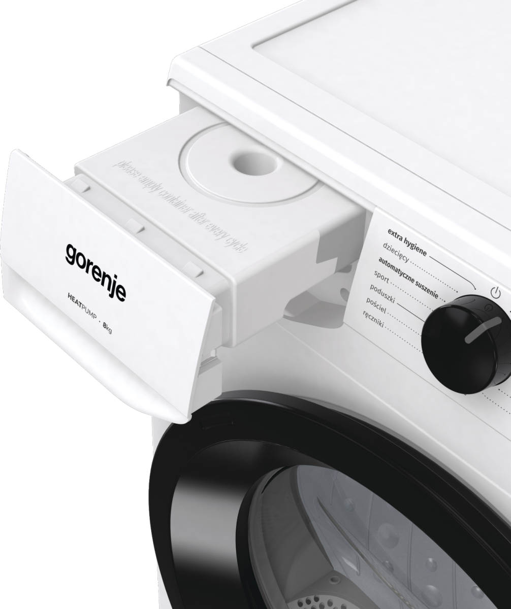 Biała suszarka Gorenje z otwartą szufladą na detergent. Marka i panel.