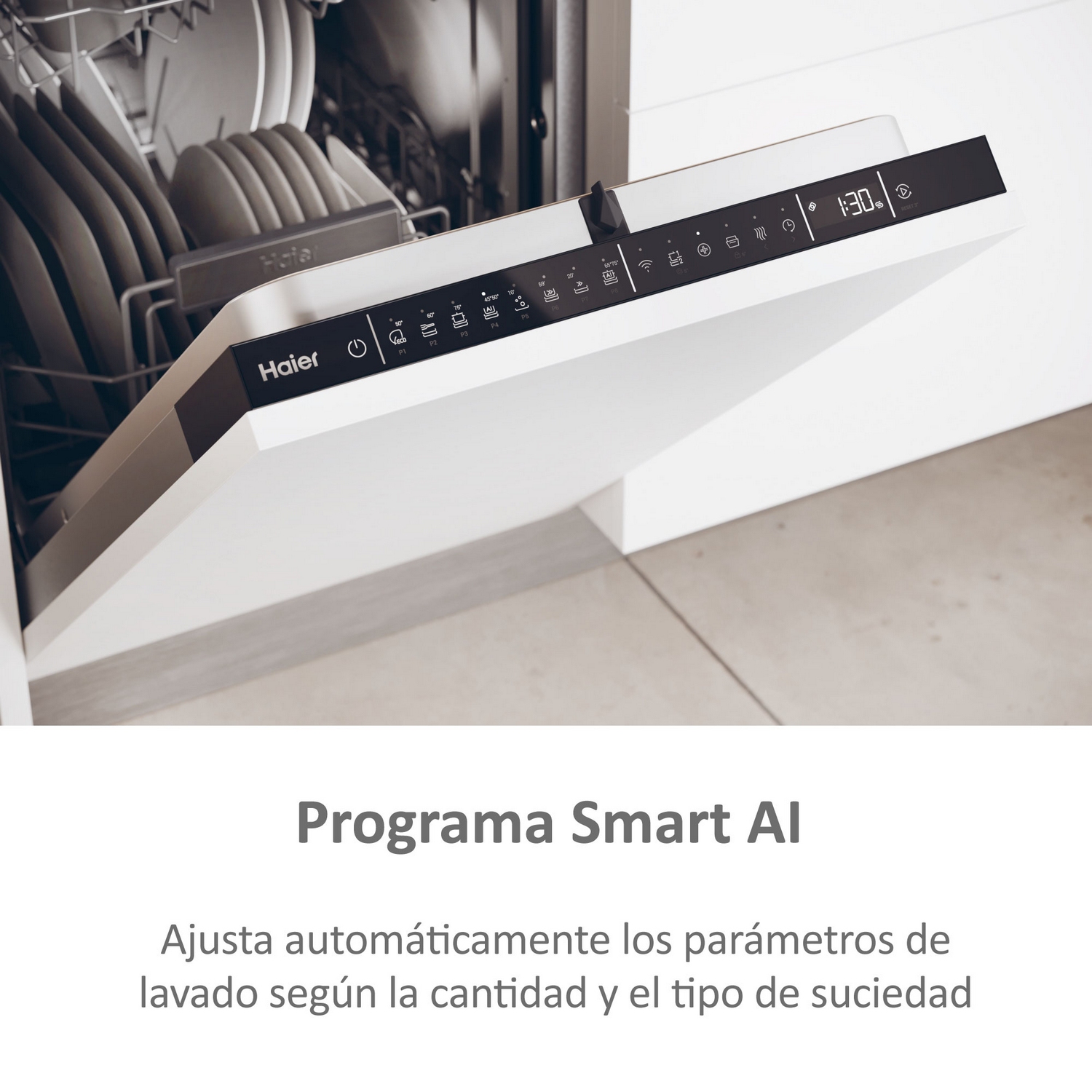 Primer plano de lavavajillas blanco con puerta abierta, mostrando panel de control. Texto: Programa Smart AI.