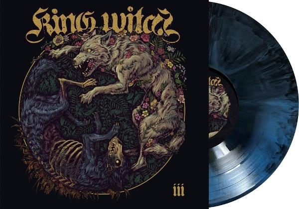 Albumcover mit Wolf- und Blumenkunstwerk und einer blauen Vinylplatte.