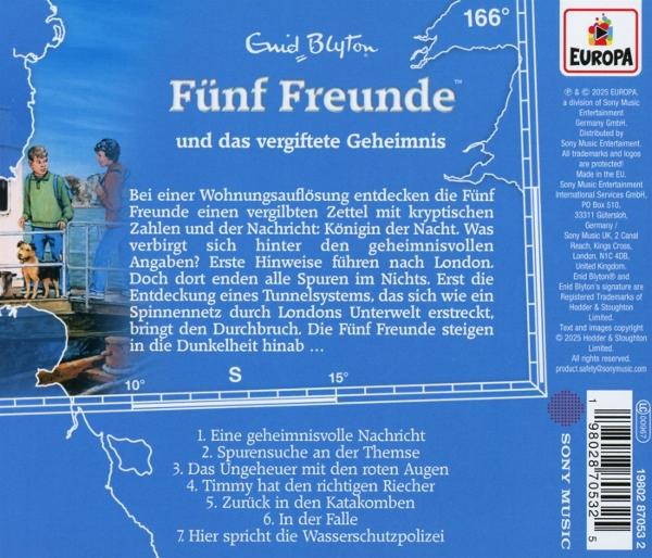 Rückseite eines Buches mit Text und einer Karte. Menschen stehen in der Nähe eines Bootes.