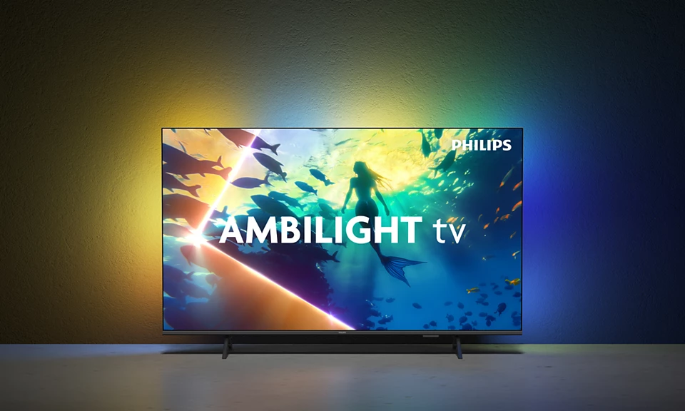 Philips Ambilight TV nővel a vízben, színes fal.