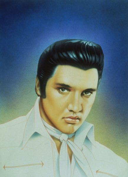 Ein Porträt von Elvis Presley in einem weißen Hemd mit Schal.