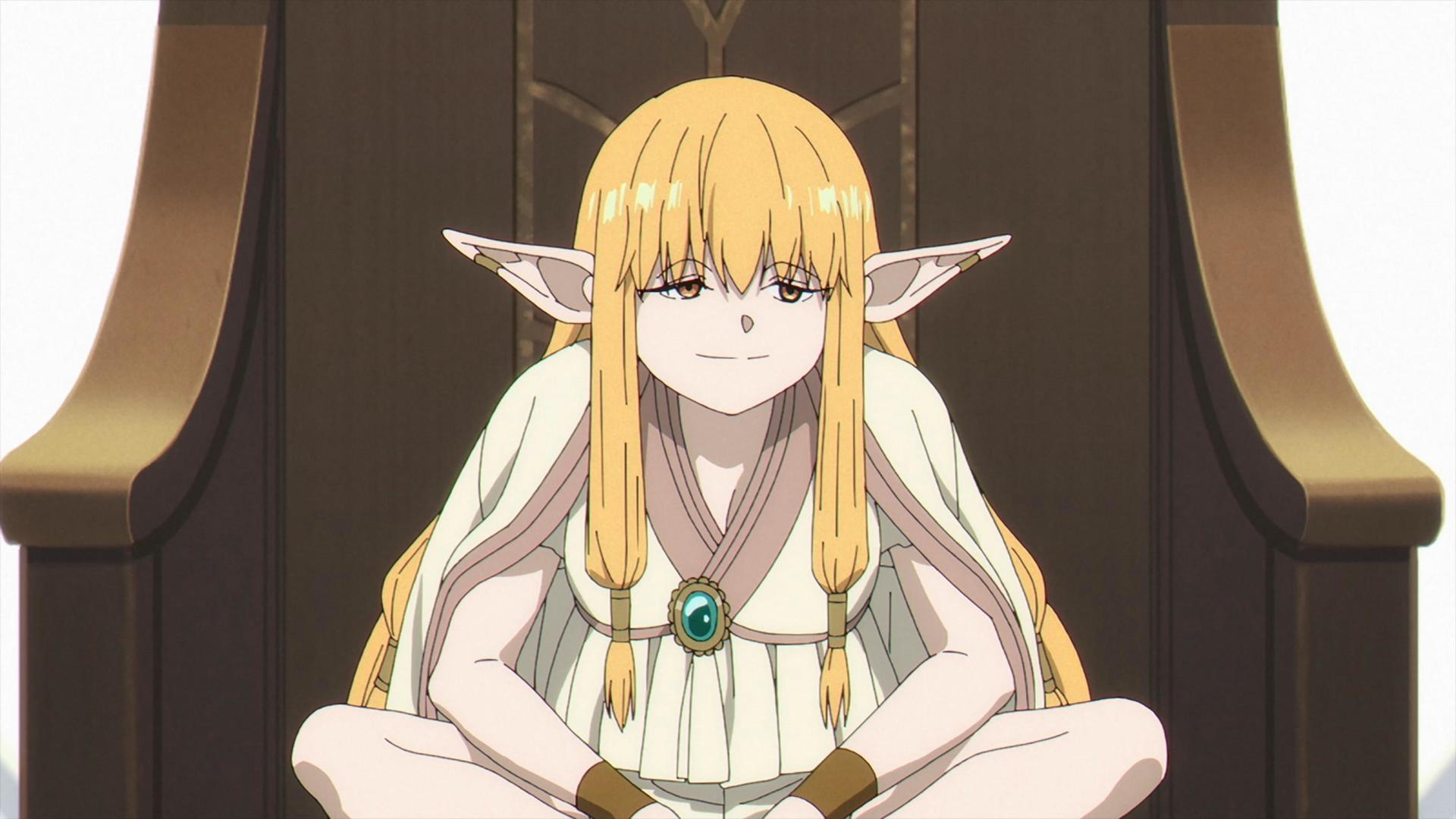 Ein Anime-Charakter, blondes Haar, sitzt mit gekreuzten Beinen und lächelt.