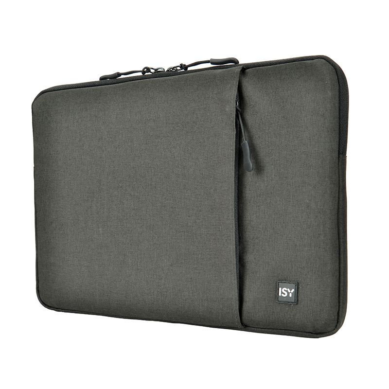 Custodia grigia per laptop con tasca con zip e logo del marchio. Sfondo bianco.
