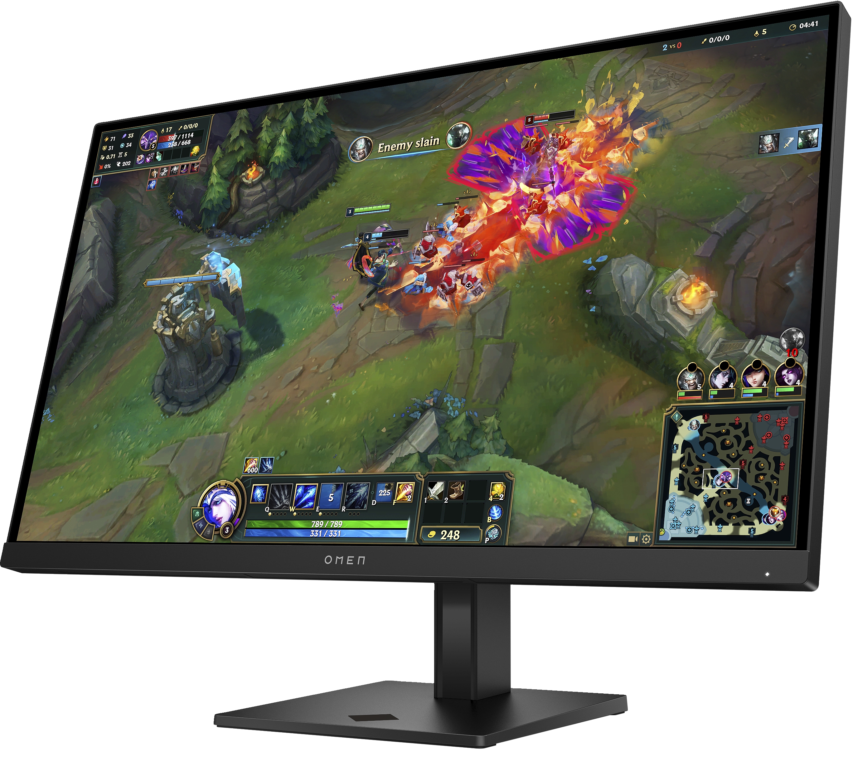 Ein Computermonitor zeigt eine Videospielszenen mit Action in der Mitte und Spielinfos an den Seiten.