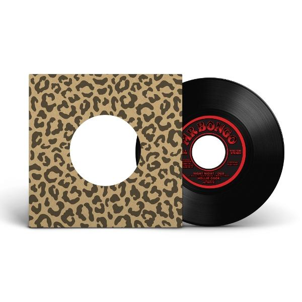 Vinyl-Schallplatte mit Leopardenmuster-Hülle.