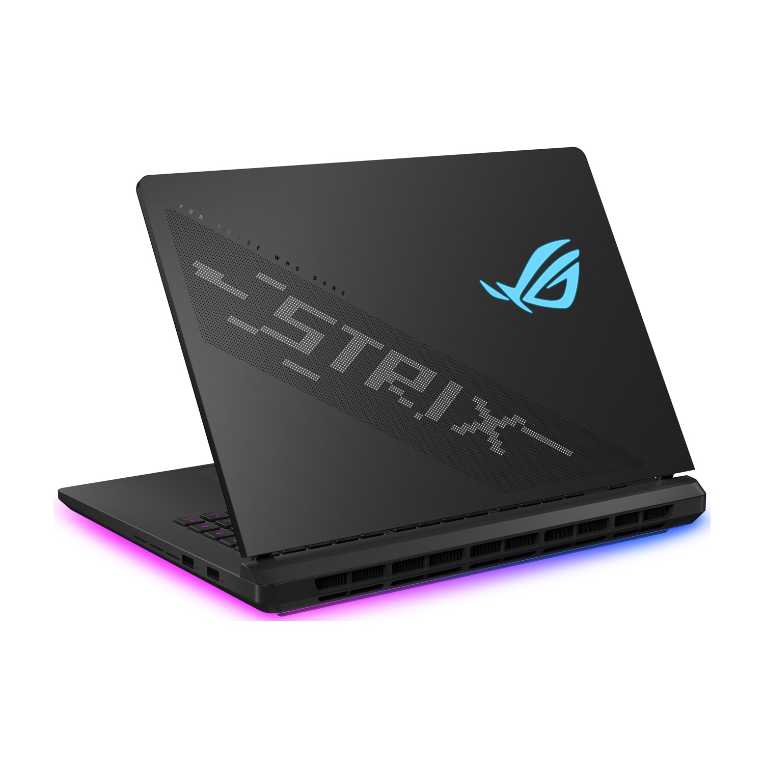 Laptop nero con logo ROG sul coperchio, illuminato con luce blu e ventilazione sul retro.